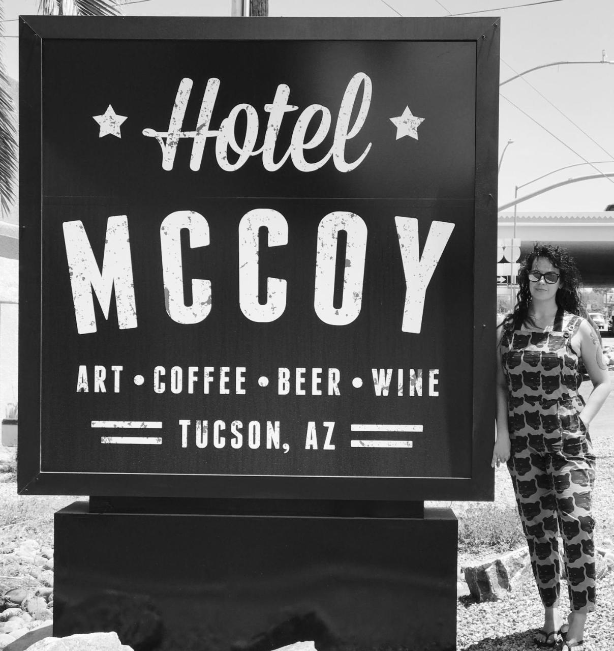 Hotel McCoy - Art, Coffee, Beer, Wine Tucson Buitenkant foto